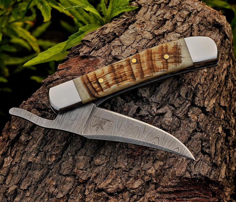 BE BREAK EDGE Handcrafted Damascus Steel Rus Lock Pocket Knife with Genuine Ram Horn Handle, Traditional Folding Blade - Image 3